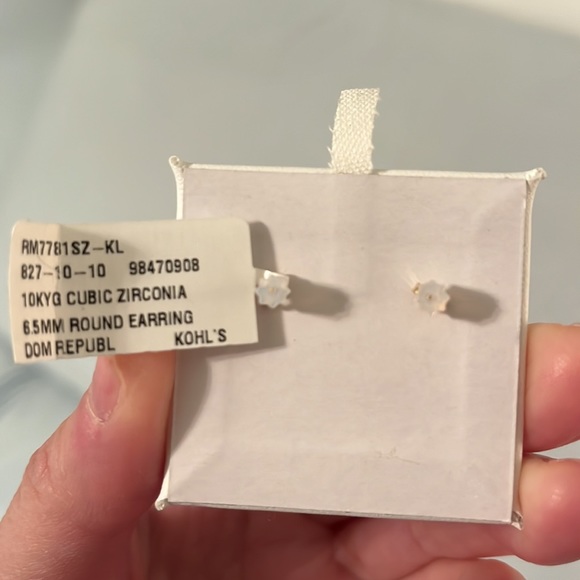 10KT Gold Cubic Zirconia Round Earrings - Picture 2 of 2